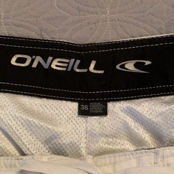 O’Neill Board Shorts/Swim suit - Picture 6 of 6